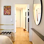 D'hotes Sur Ile De Bed and Breakfast Ναντ